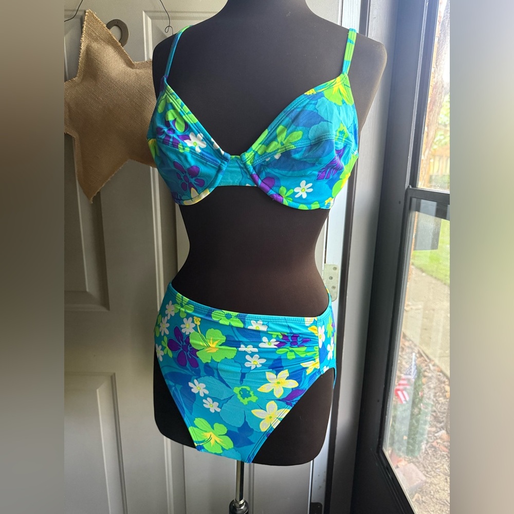 Vintage Le Cove blue flower power high waist underwire bikini, size 14